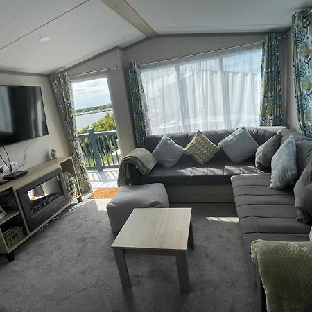 Lake View 92 Millom Ngoại thất bức ảnh